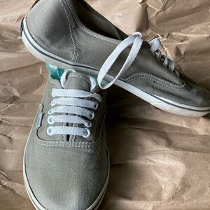 Vans Gray Sneakers Classic Canvas Low-Top